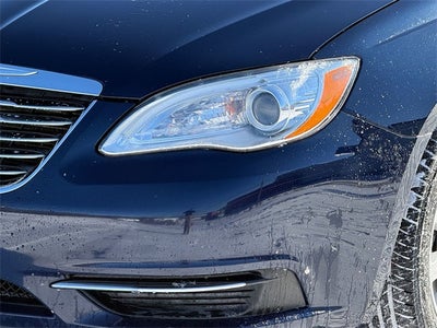 2013 Chrysler 200 Touring
