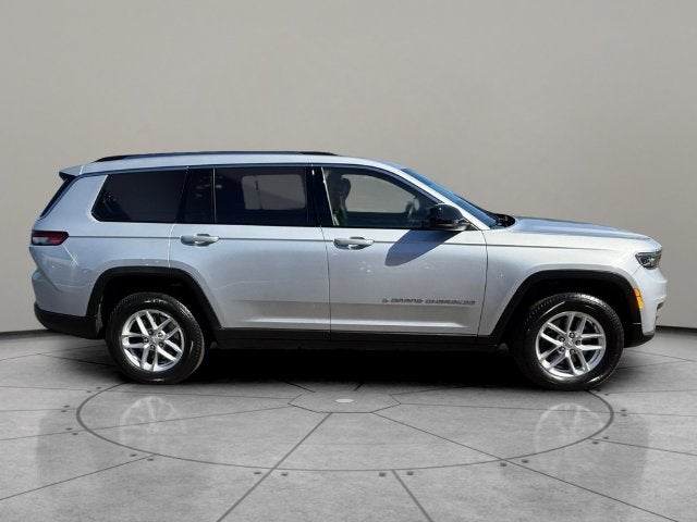 2022 Jeep Grand Cherokee L Laredo