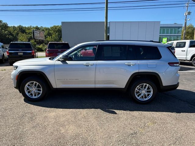 2022 Jeep Grand Cherokee L Laredo
