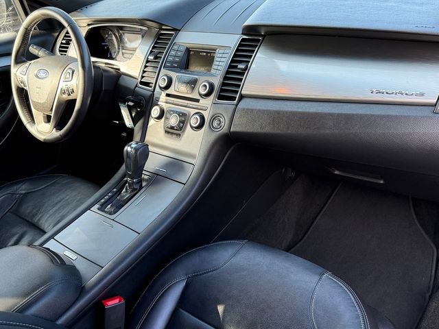 2015 Ford Taurus SEL
