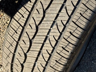 2004 Ford Thunderbird Base