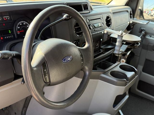 2009 Ford E-150 XLT