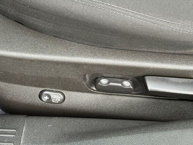 2011 Chevrolet Malibu LT 1LT