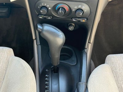 2004 Oldsmobile Alero GL1