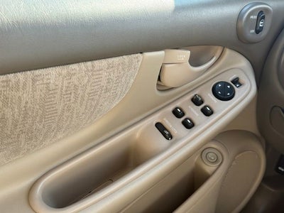 2004 Oldsmobile Alero GL1