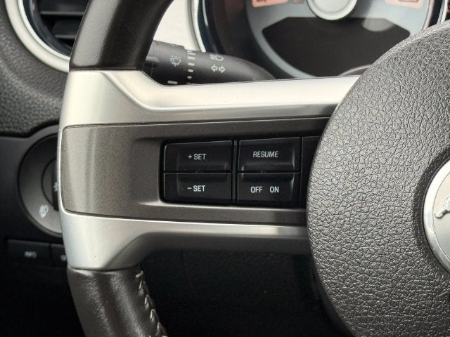2011 Ford Mustang V6 Premium