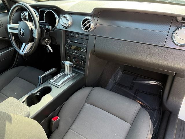 2008 Ford Mustang Base