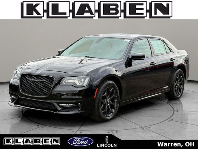 2023 Chrysler 300 Touring