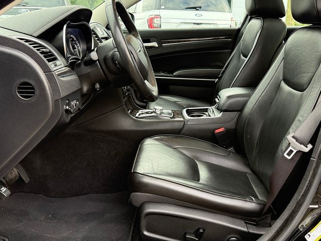2023 Chrysler 300 Touring
