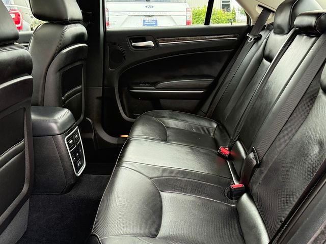 2023 Chrysler 300 Touring