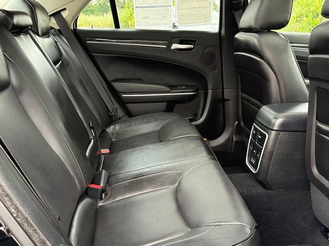 2023 Chrysler 300 Touring