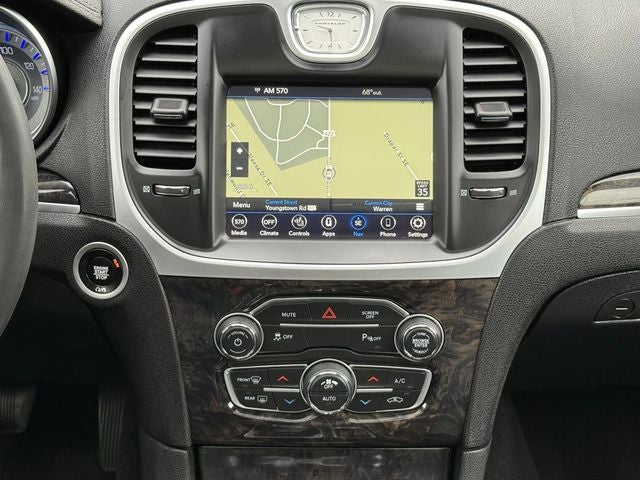 2023 Chrysler 300 Touring