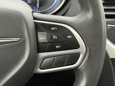 2023 Chrysler 300 Touring