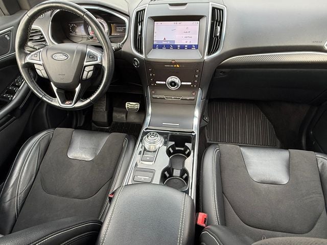 2020 Ford Edge ST