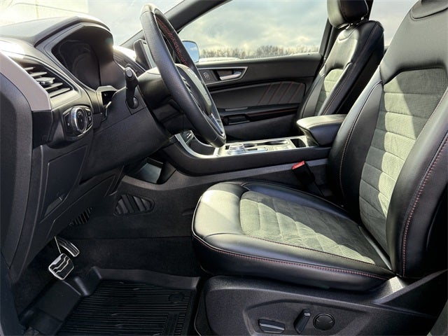 2024 Ford Edge ST Line