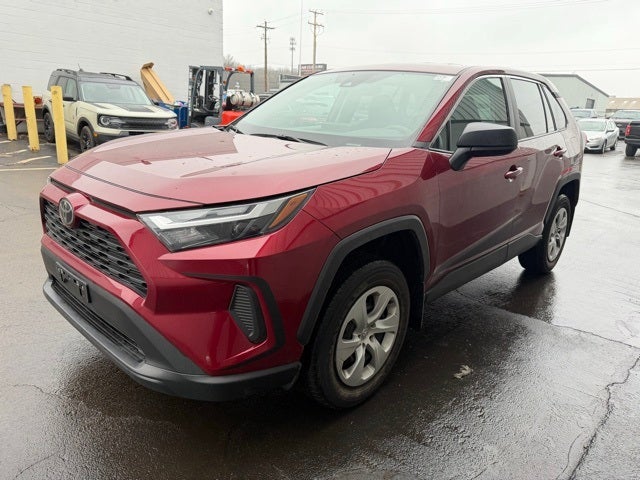 2023 Toyota RAV4 LE