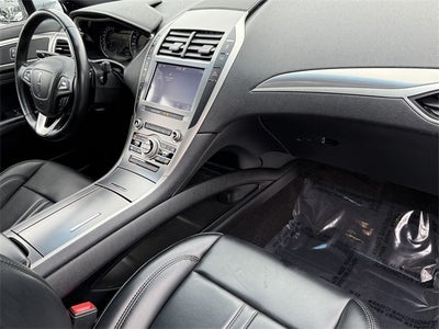 2020 Lincoln MKZ Standard