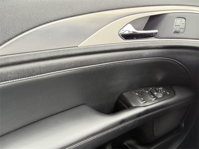 2020 Lincoln MKZ Standard