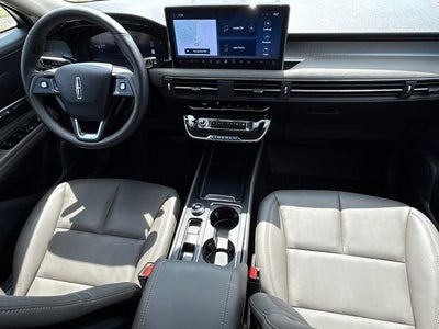 2025 Lincoln Corsair Premiere