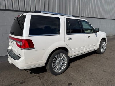 2016 Lincoln Navigator Select