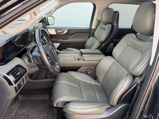 2023 Lincoln Navigator Black Label