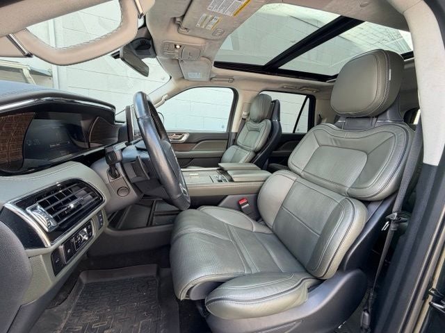 2023 Lincoln Navigator Black Label