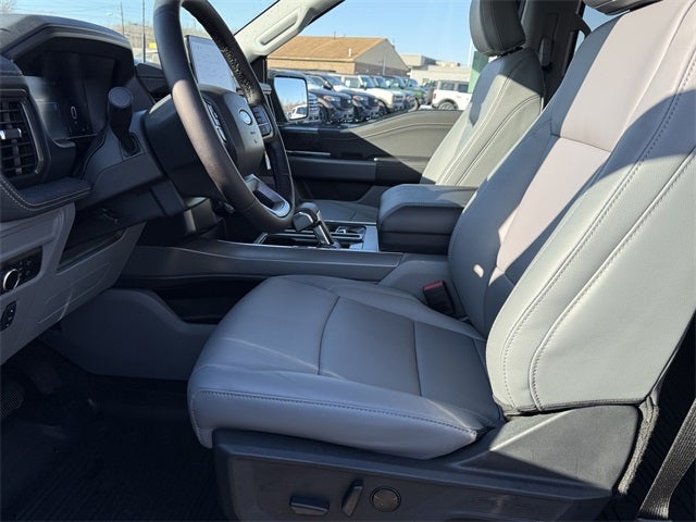 2025 Ford F-150 Lightning Flash™