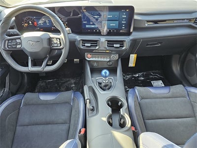 2025 Ford Mustang Dark Horse