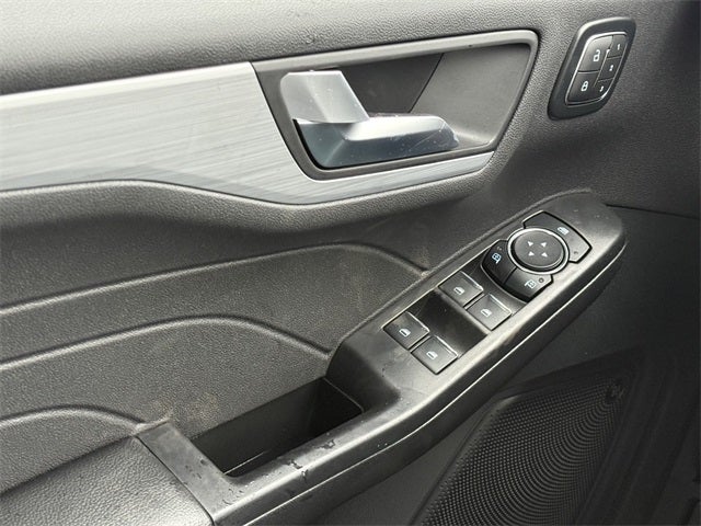 2026 Ford Escape Hybrid Platinum