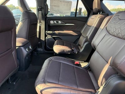 2027 Ford Explorer Platinum