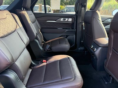 2027 Ford Explorer Platinum
