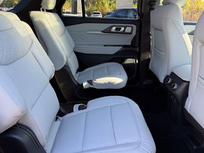 2027 Ford Explorer Platinum