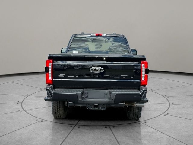 2026 Ford F-350SD F-350® Lariat®
