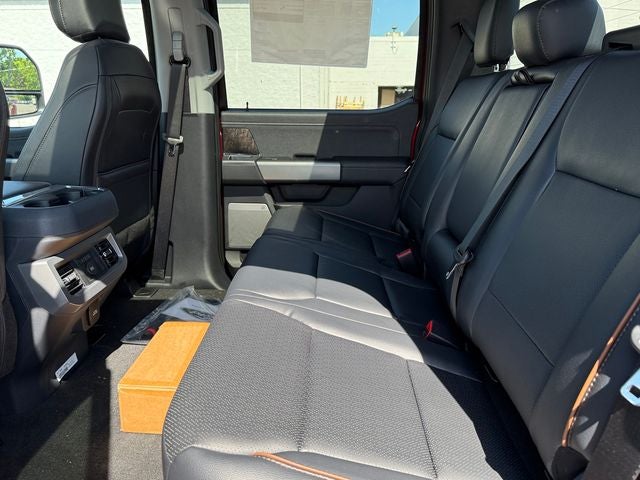 2026 Ford F-350SD Lariat DRW