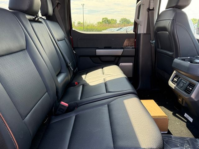 2026 Ford F-350SD Lariat DRW