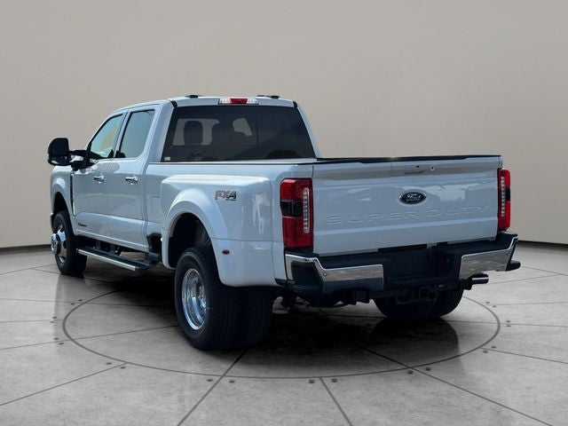 2026 Ford F-350SD Lariat DRW