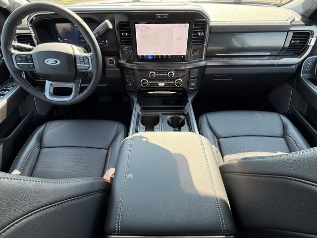 2026 Ford F-350SD Lariat DRW