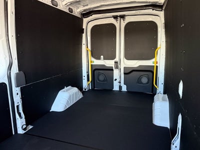 2027 Ford Transit-250 Base