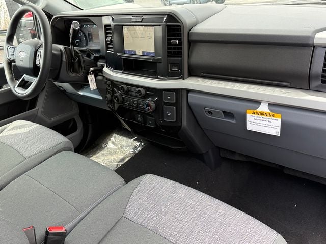 2026 Ford F-450SD DRW