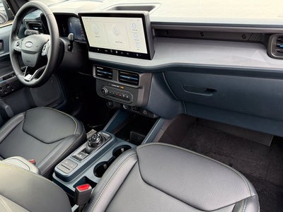 2026 Ford Maverick Lobo Standard